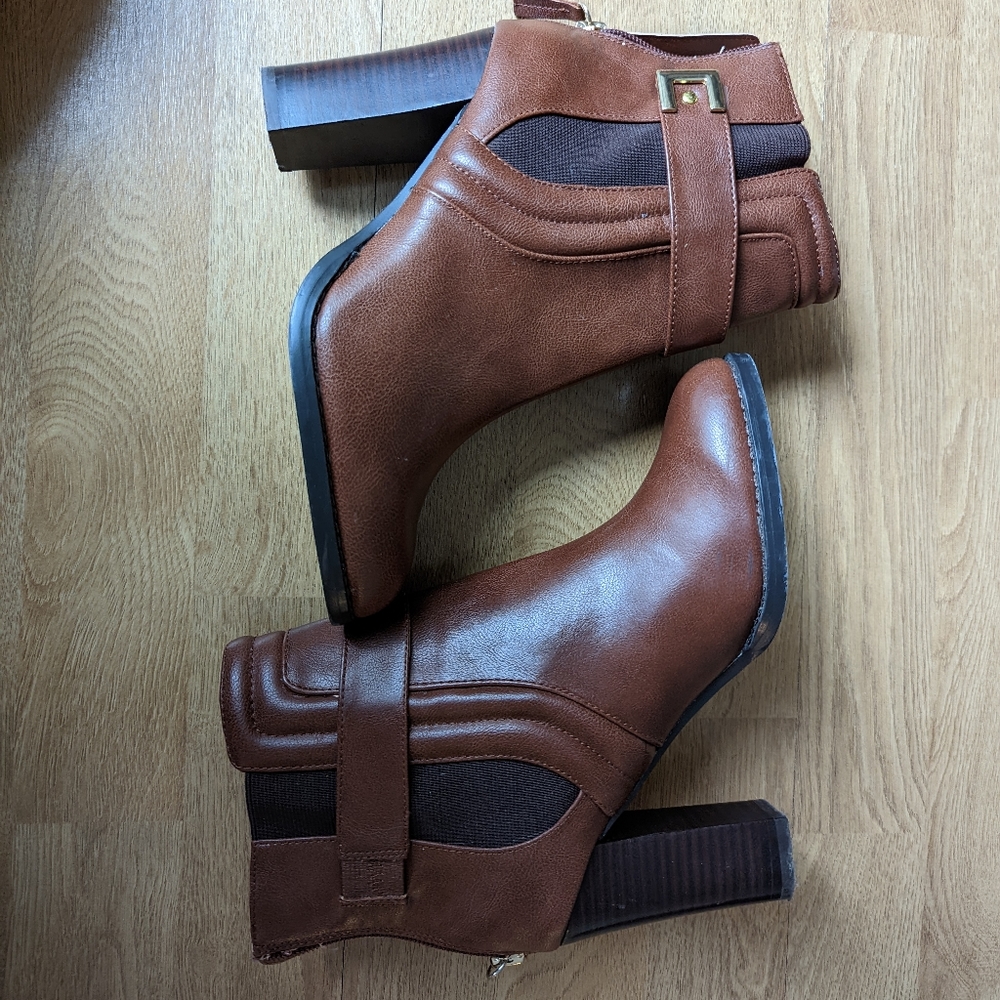 Aldo cognac leather booties 38 (7.5)